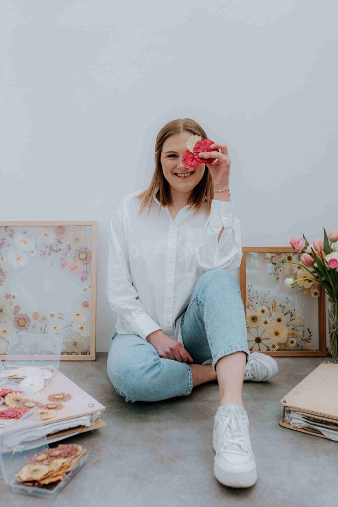 kwiatowe poletko | o mnie | konserwacja bukietów ślubnych | kwiaty w szkle | pamiątka ślubna