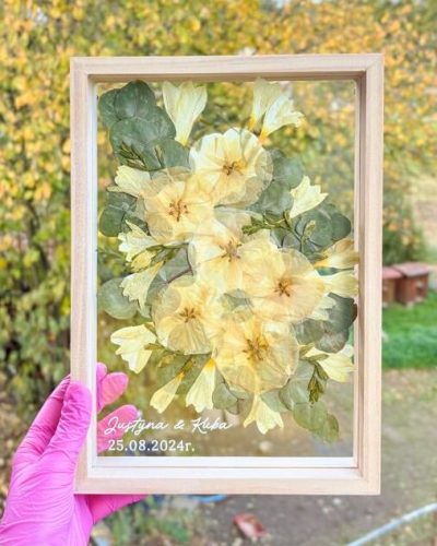 kwiatowe poletko | o mnie | konserwacja bukietów ślubnych | kwiaty w szkle | pamiątka ślubna